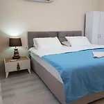 מלון דירות Yesilyurt 3*