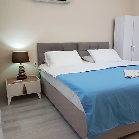 Ξενοδοχείο με διαμερίσματα Yesilyurt 3*